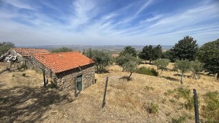 Land for sale in Gouveia, Portugal — €15,000