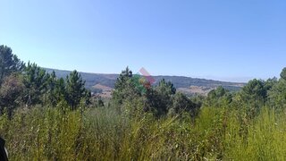 Land for sale in Marvão, Portugal — €105,000
