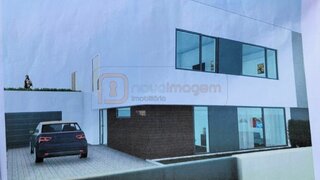 Terreno de 307 m² em Aveiro
