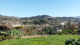 Land for sale in Arcos de Valdevez, Portugal — €210,000