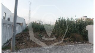 Land for sale in Anadia, Portugal — €65,000