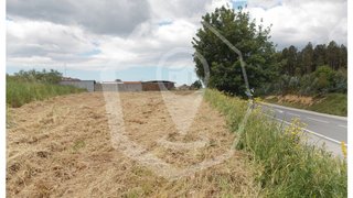 Land for sale in Oliveira do Bairro, Portugal — €110,000