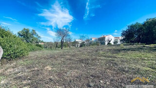 Land for sale in Loulé, Portugal — €150,000