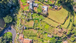 Land for sale in Santana, Portugal — €40,000