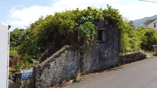 Land for sale in São Roque do Pico, Portugal — €85,000
