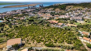 Terreno em Vila Franca de Xira · 97 160 m² · 3 990 000 €