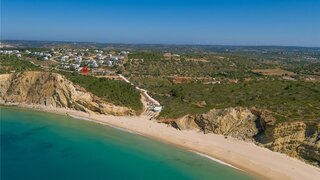 Land for sale in Vila do Bispo, Portugal — €225,150