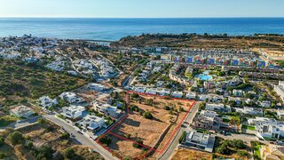 Terreno em Albufeira · 12 391 m² · 1 500 000 €