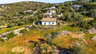 Terreno de 10 360 m² em Faro