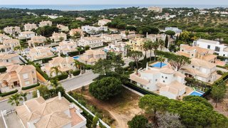 Land for sale in Loulé, Portugal — €1,975,000