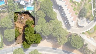 Land for sale in Loulé, Portugal — €685,000