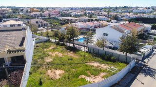 Terreno de 660 m² em Lagoa