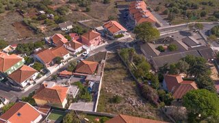 Land for sale in Oeiras, Portugal — €368,000