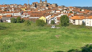 Terreno de 14 447 m² em Viseu