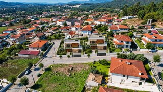 Land for sale in Póvoa de Lanhoso, Portugal — €67,000