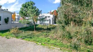 Land for sale in Maia, Portugal — €247,800