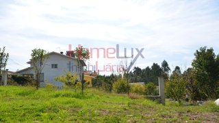Land for sale in Oliveira de Azeméis, Portugal — €50,000