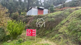 Land for sale in Paredes, Portugal — €52,000