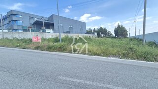 Land for sale in Paços de Ferreira, Portugal — €169,000