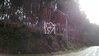 Land for sale in Paços de Ferreira, Portugal — €71,000