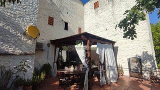 8-bedroom house with pool in Terrassa
