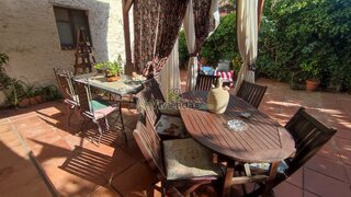 8-bedroom house with pool in Terrassa