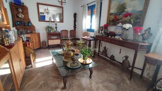 8-bedroom house with pool in Terrassa