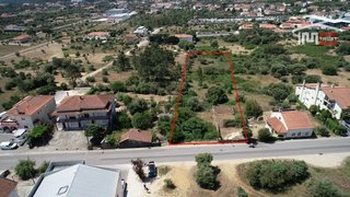 Land for sale in Ourém, Portugal — €290,000