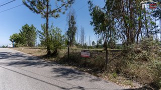 Terreno · 1350 m² · 70 000 €