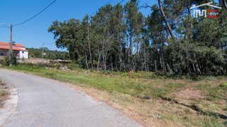 Land for sale in Porto de Mós, Portugal — €4,500