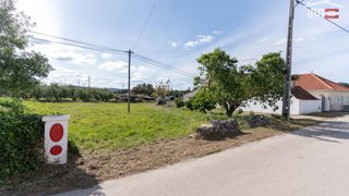 Land for sale in Batalha, Portugal — €40,000