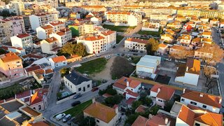Terreno de 2373 m² em Setúbal