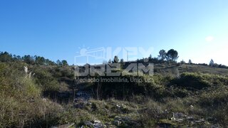 Terreno de 21 800 m² em Coimbra