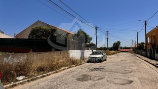 Land for sale in Loures, Portugal — €91,500