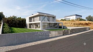 Land for sale in Loures, Portugal — €76,500