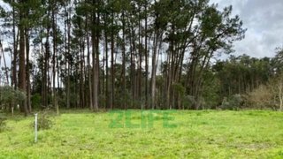 Terreno à venda em Leiria