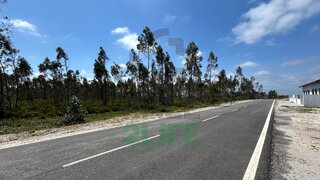 Land for sale in Marinha Grande, Portugal — €550,000