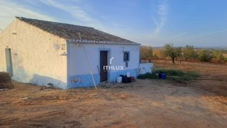 Land for sale in Silves, Portugal — €498,000