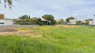 Land for sale in Loulé, Portugal — €450,000