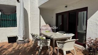 2-bedroom apartment with pool in Sant Cugat del Vallès