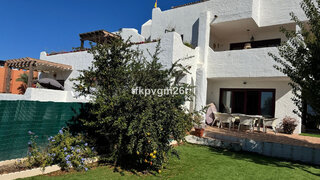 2-bedroom apartment with pool