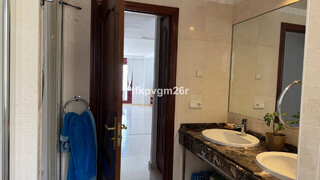 2-bedroom apartment with pool in Sant Cugat del Vallès
