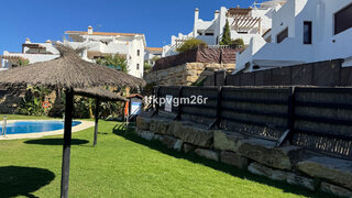 2-bedroom apartment with pool in Sant Cugat del Vallès