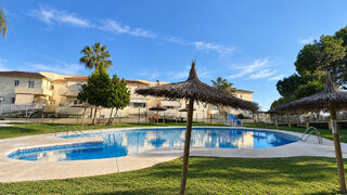2-bedroom apartment with pool in Sant Cugat del Vallès