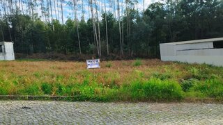Terreno para venda em Espinho, Portugal — 105 000 €