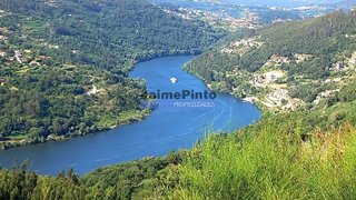 Land for sale in Marco de Canaveses, Portugal — €315,000