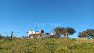 Terreno em Évora · 120 000 m² · 650 000 €