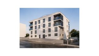 Land for sale in Amadora, Portugal — €650,000