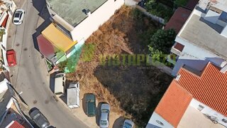 Land for sale in Portimão, Portugal — €400,000