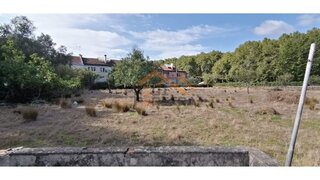 Terreno em Odivelas · 4400 m² · 1 300 000 €